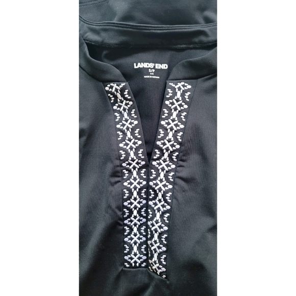 Lands' End - Picture 3 of 4